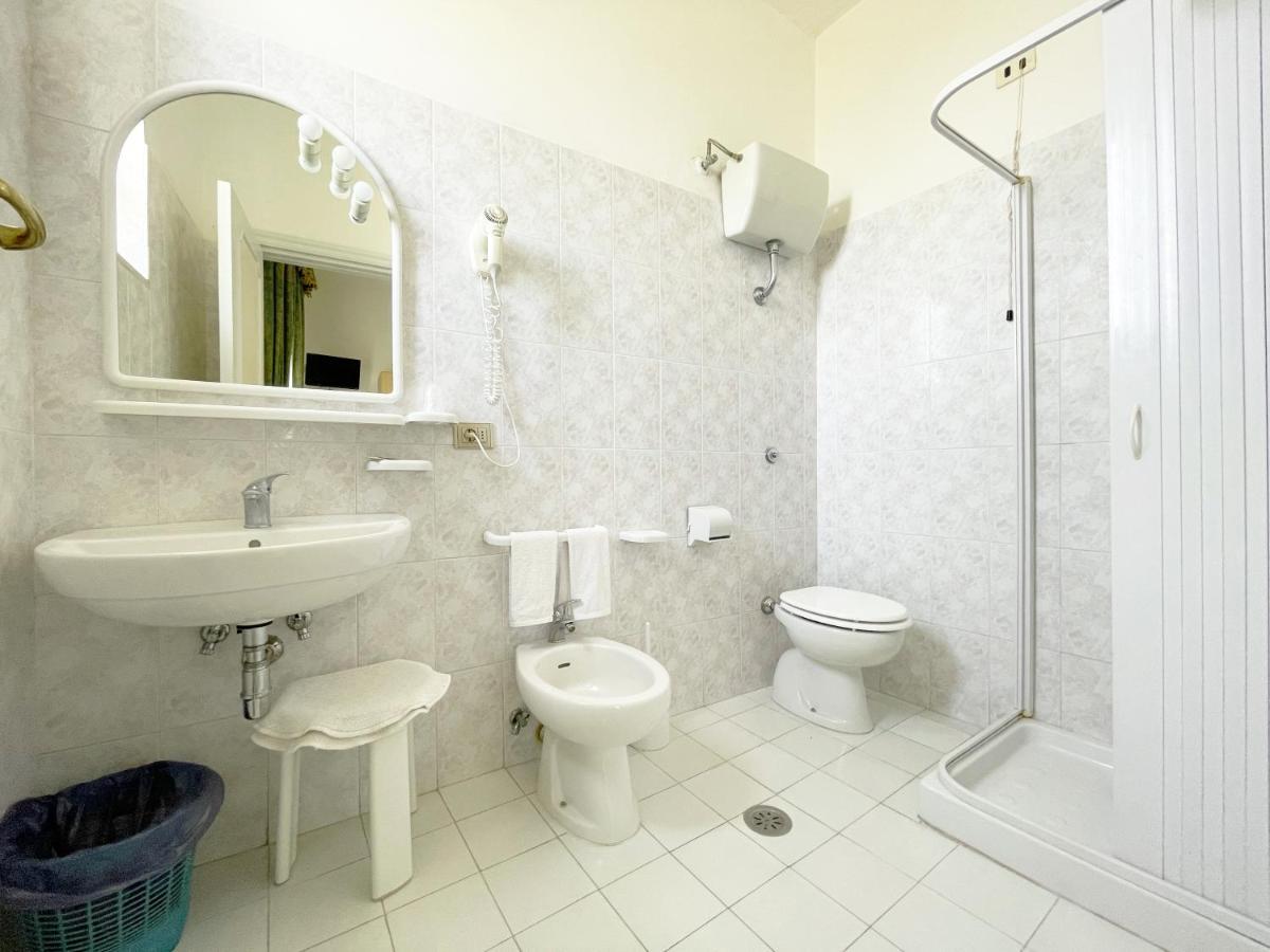 Hotel Reginella Сант-Агата-суи-Дуэ-Гольфи Экстерьер фото