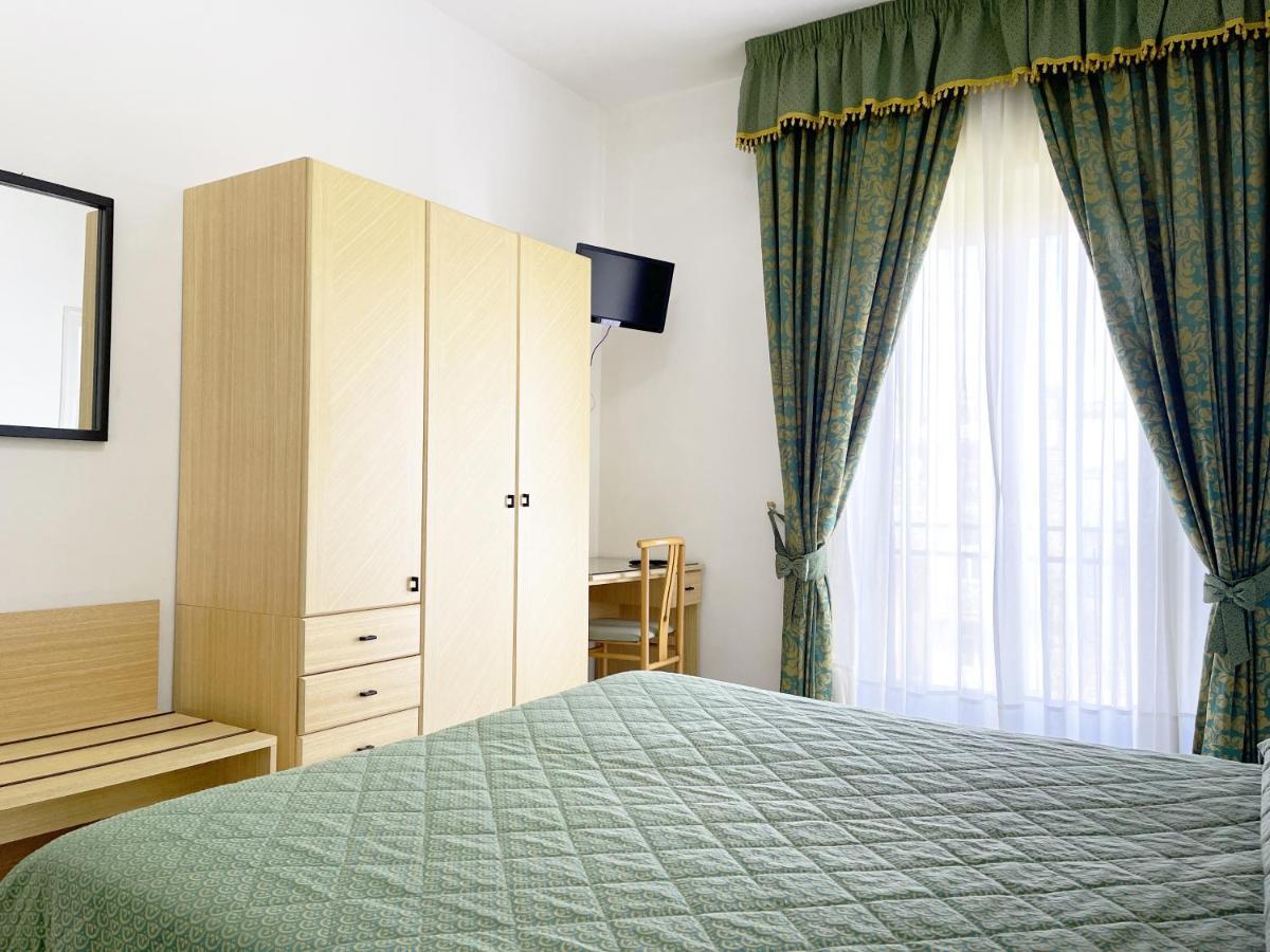 Hotel Reginella Сант-Агата-суи-Дуэ-Гольфи Экстерьер фото