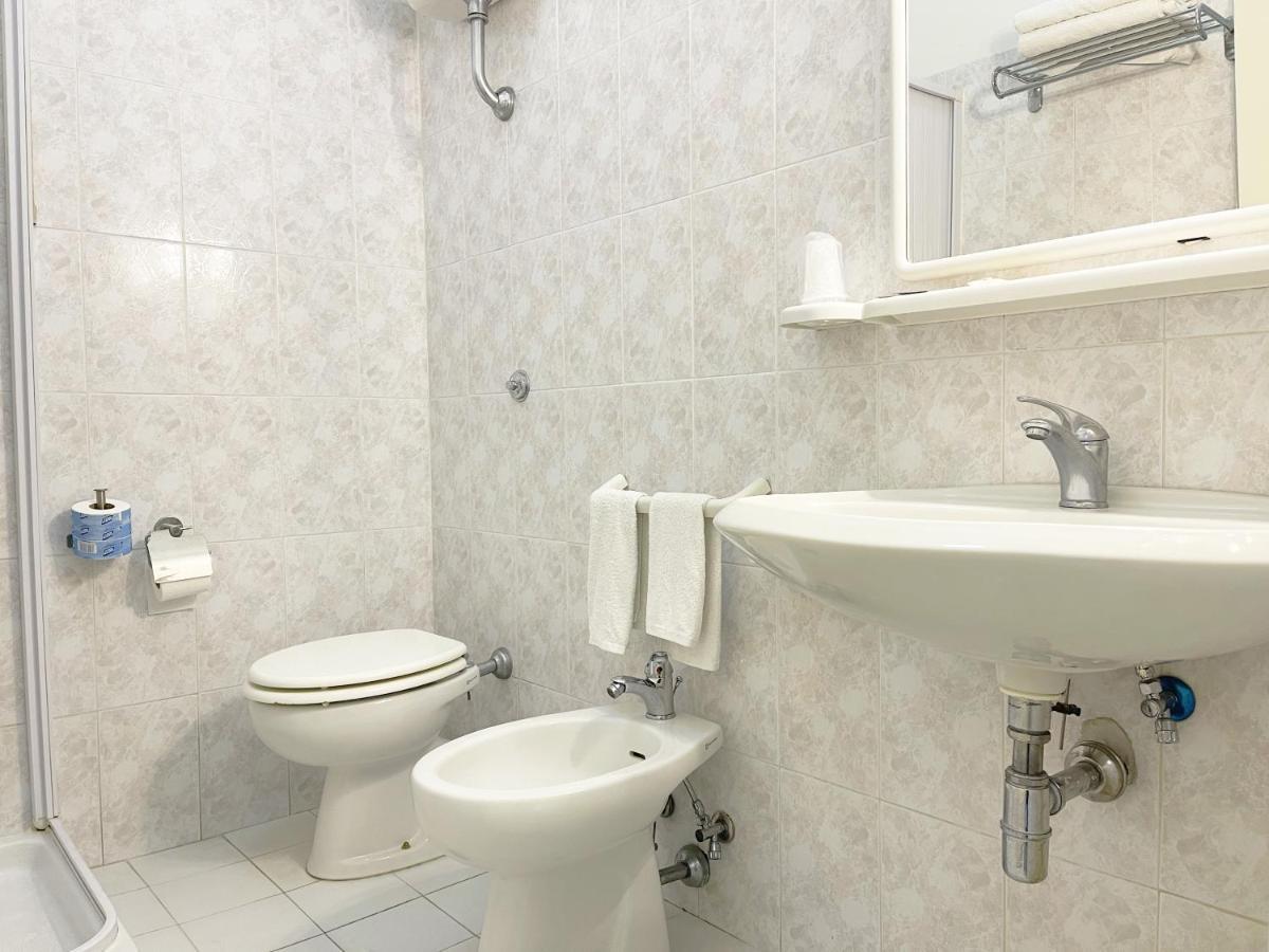 Hotel Reginella Сант-Агата-суи-Дуэ-Гольфи Экстерьер фото