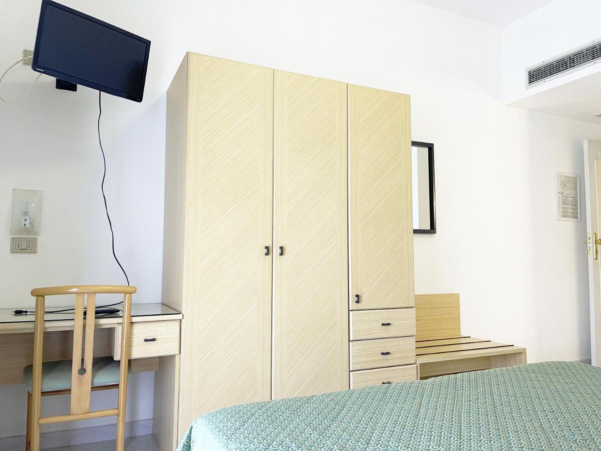 Hotel Reginella Сант-Агата-суи-Дуэ-Гольфи Экстерьер фото